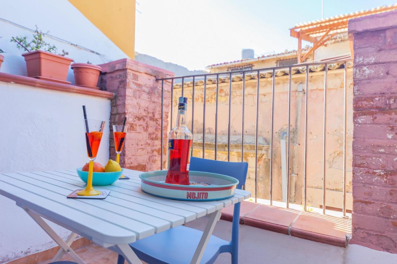 Ortigia San Pietro Apartment Сиракуза Екстериор снимка